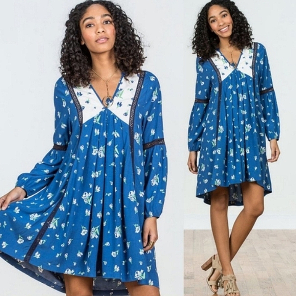 Matilda Jane Med Blue White Day Tripping Floral Swing Dress Bohemian Lace Flowy